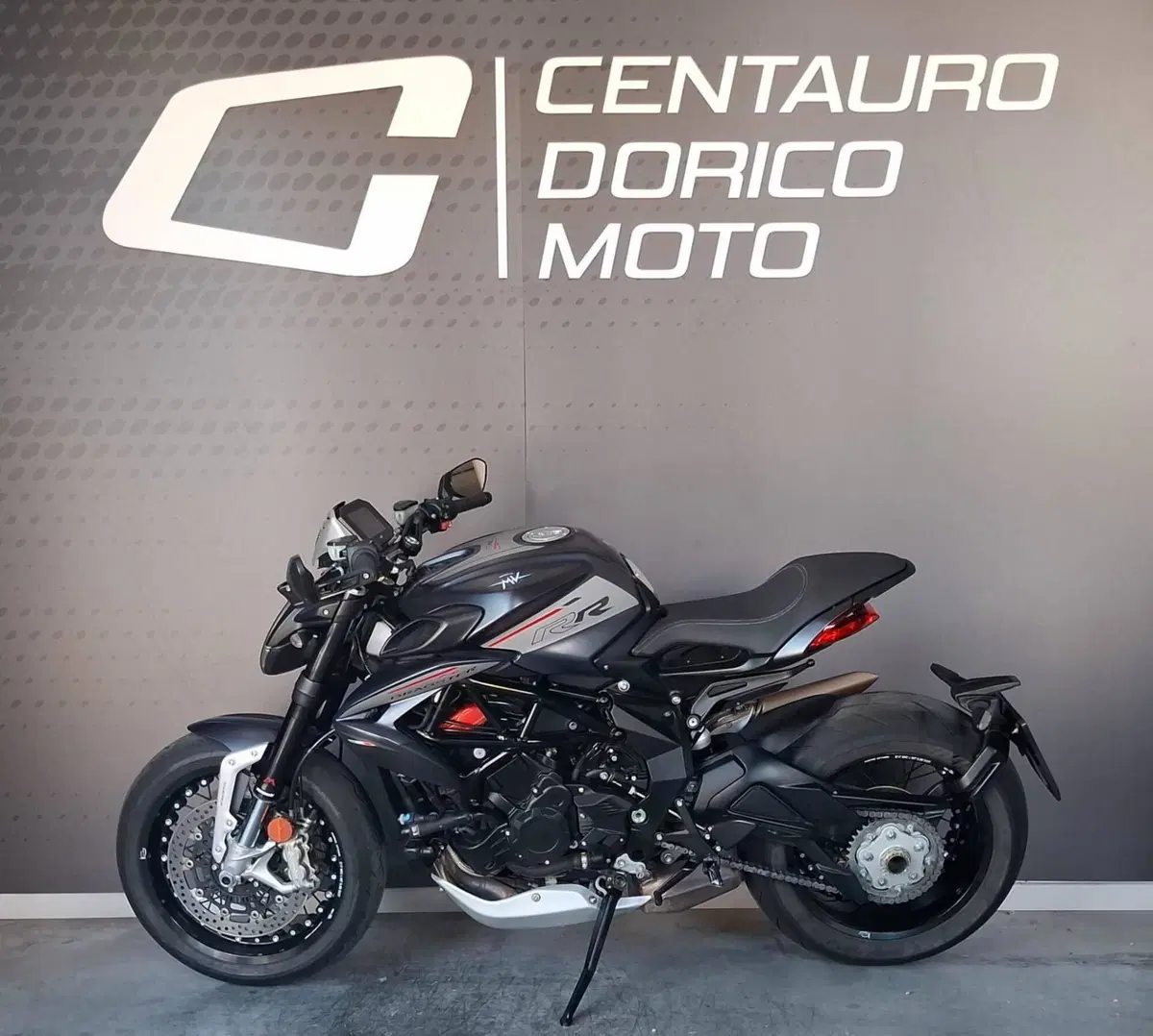 MV Agusta Dragster 800 RR (2021 - 23) (2)