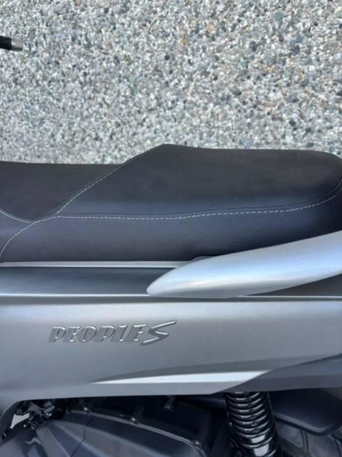 Kymco People 200i S (2021 - 26) (13)