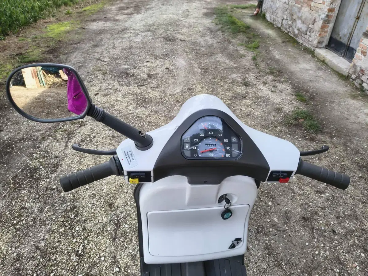 Piaggio vespa pk automatica (5)