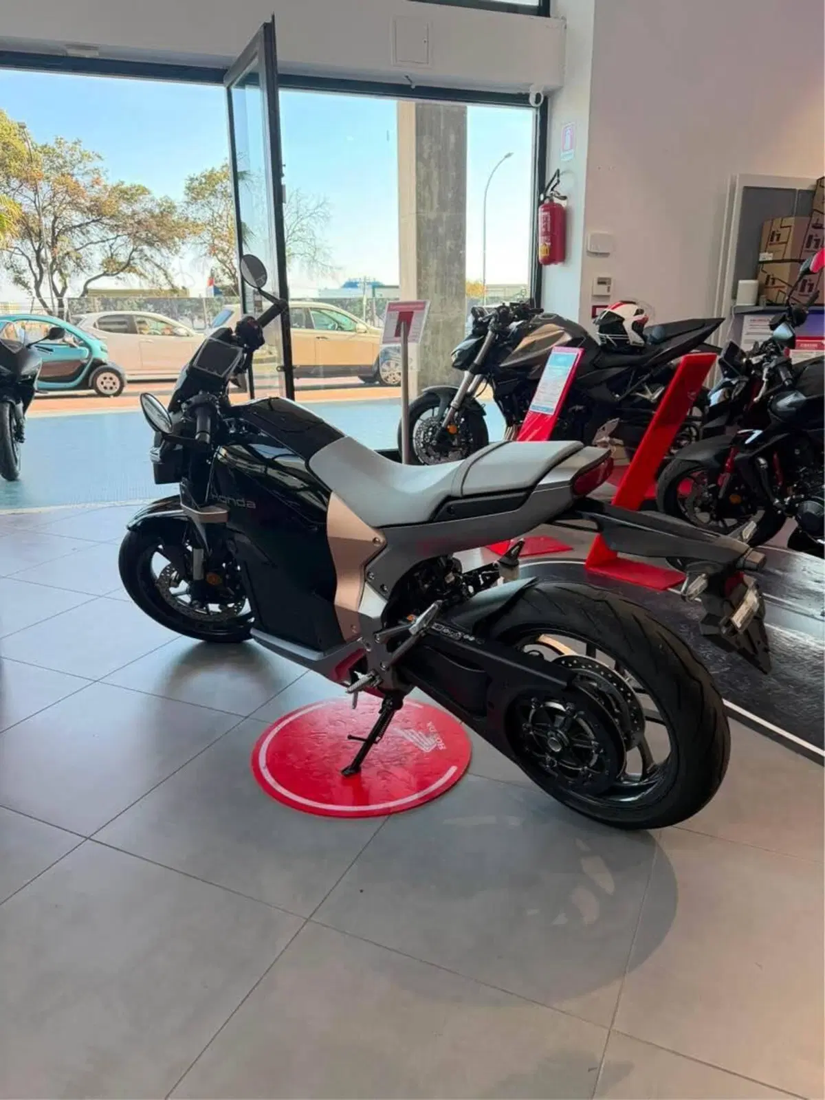 Honda WN7 (2026) (2)