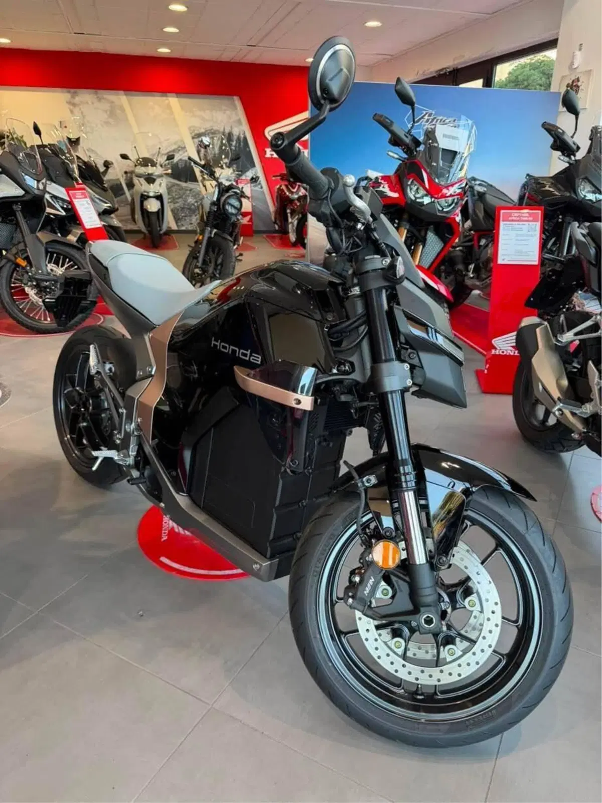 Honda WN7 (2026) (4)