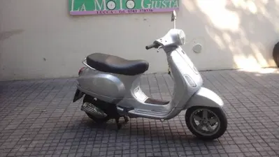 Vespa LX 125 (2005 - 11) usata