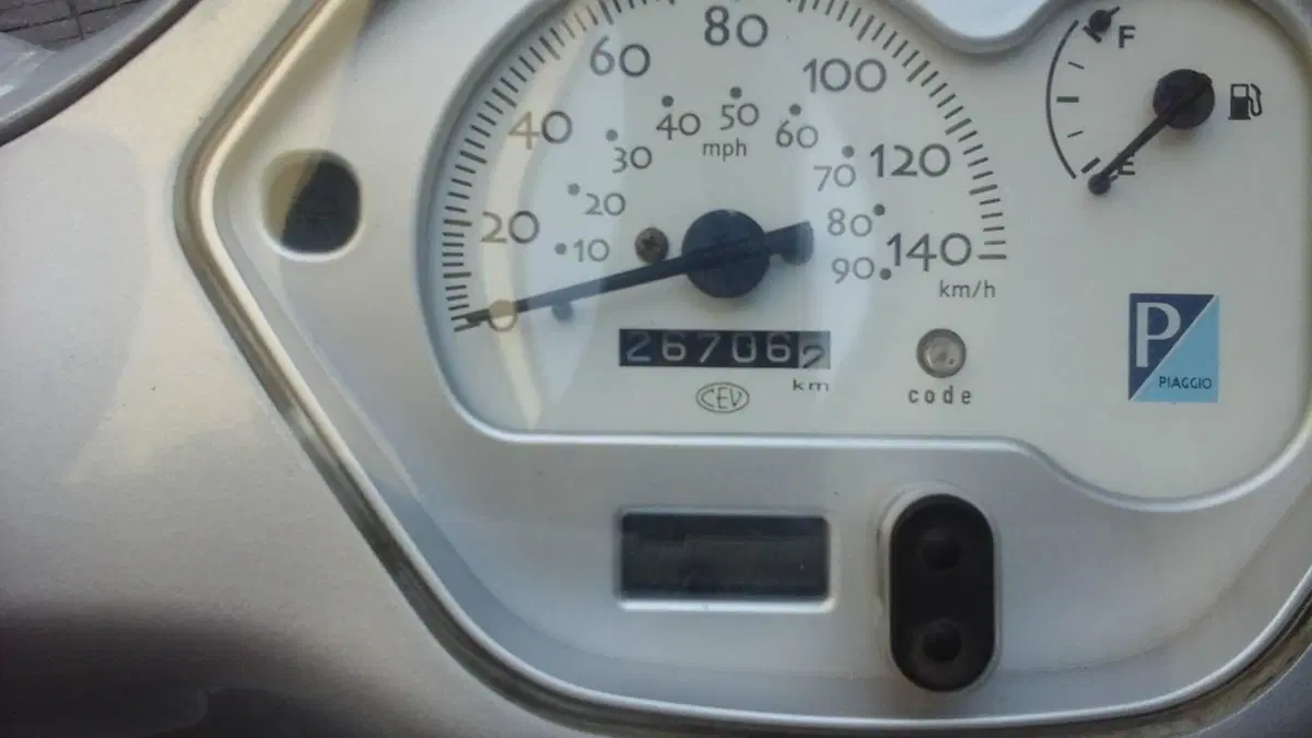 Vespa LX 125 (2005 - 11) (4)