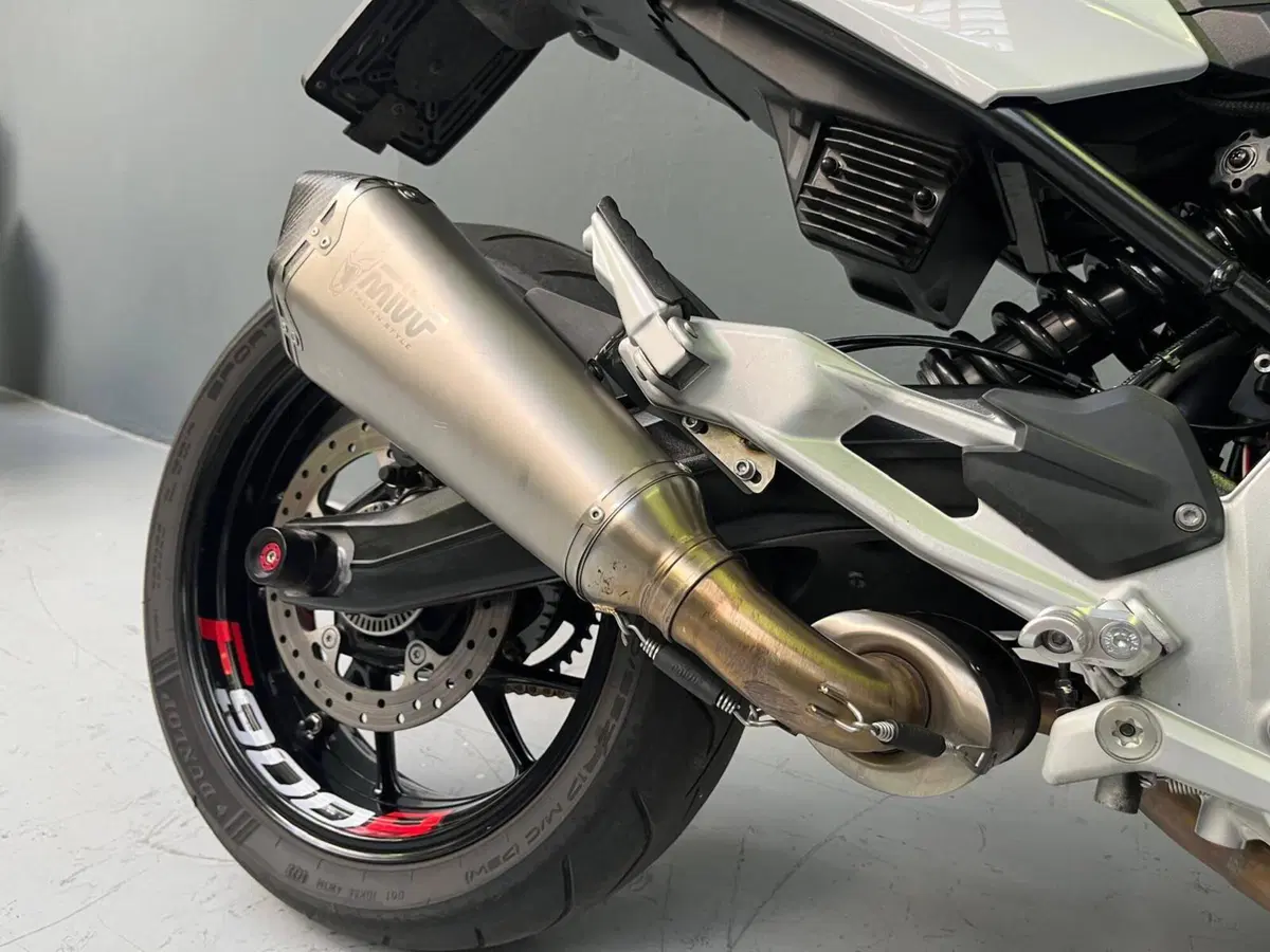 Bmw F 900 R (2017 - 20) (5)