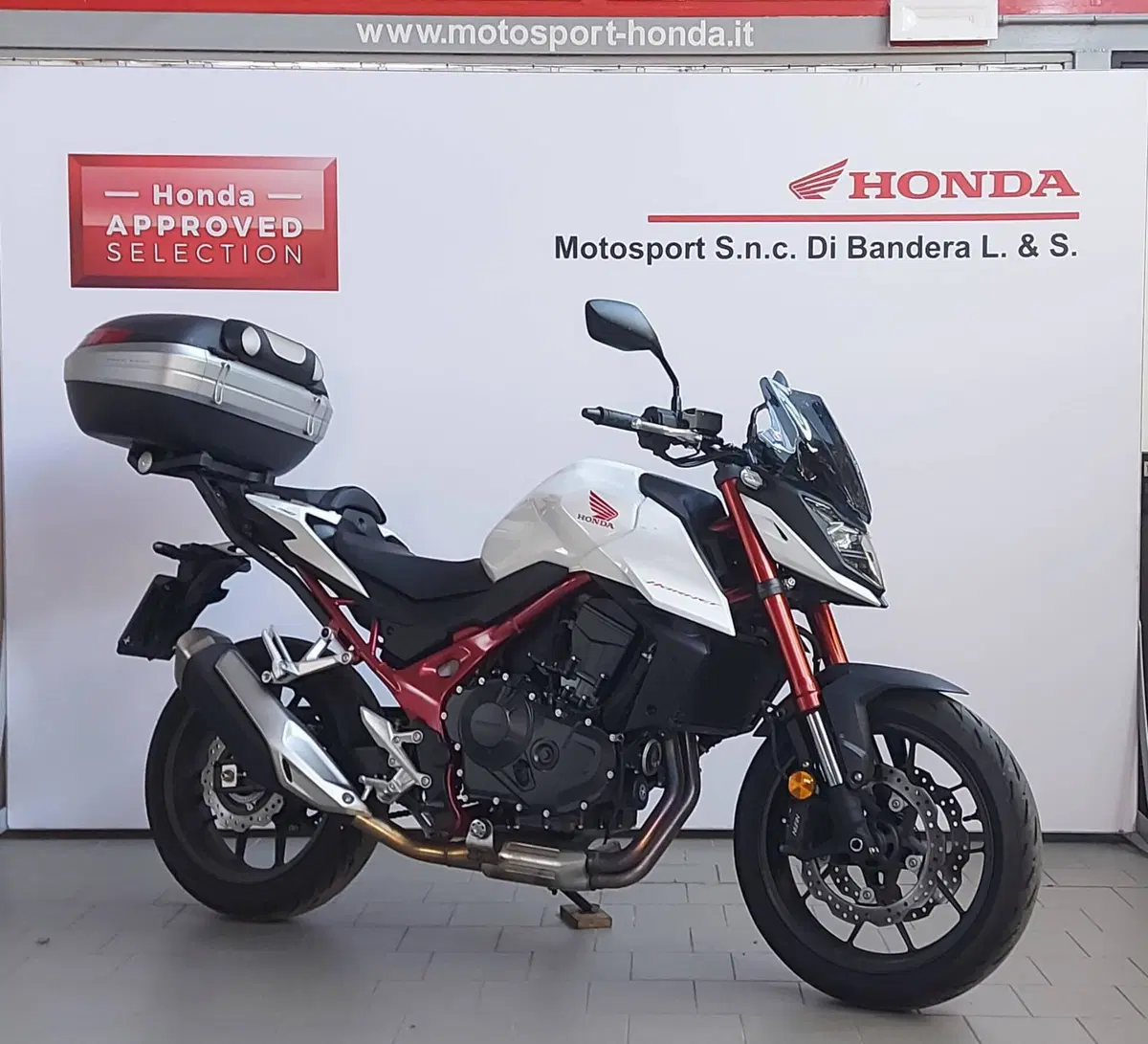 Honda CB 750 Hornet (2023 - 24) (2)