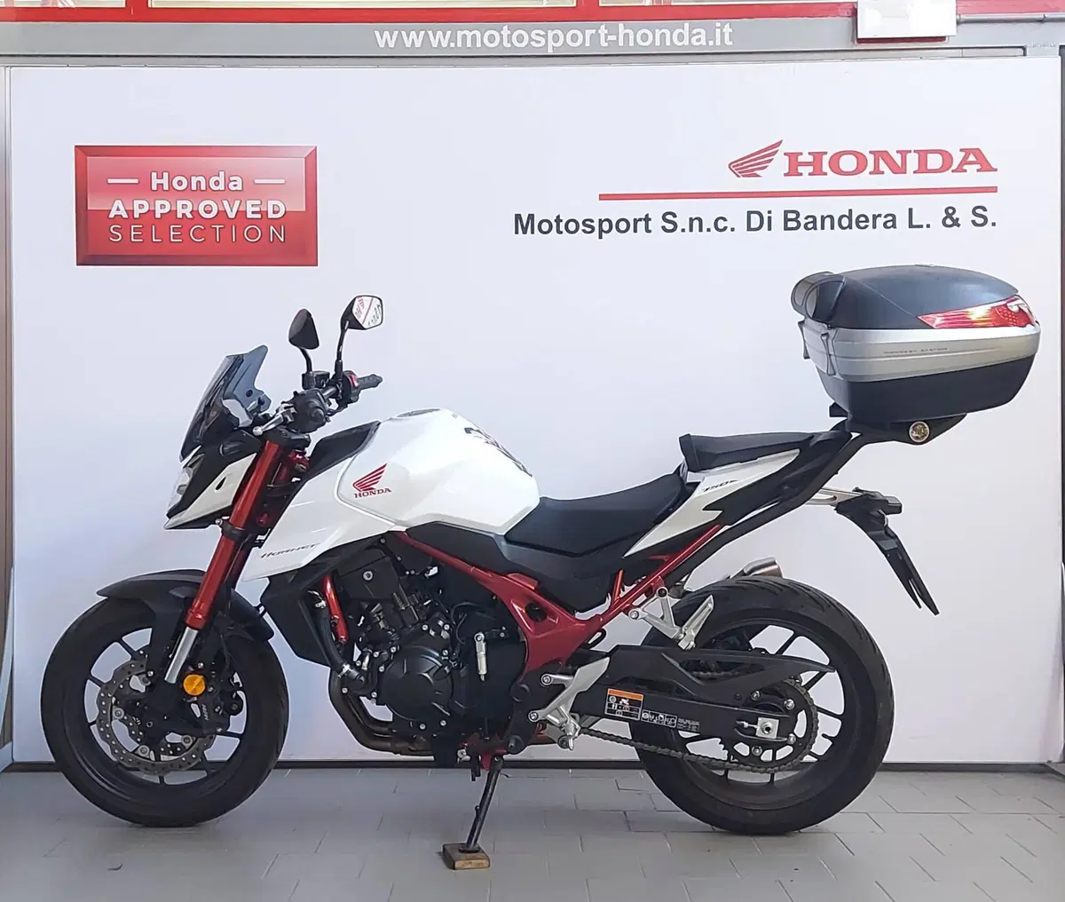 Honda CB 750 Hornet (2023 - 24) (3)