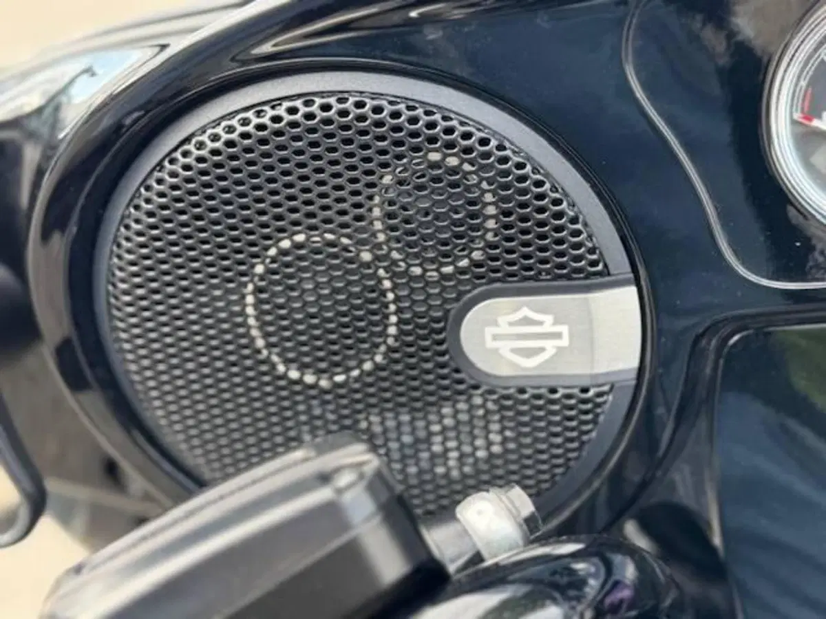 Harley-Davidson 114 Street Glide Special (2019 - 20) - FLHXS (10)
