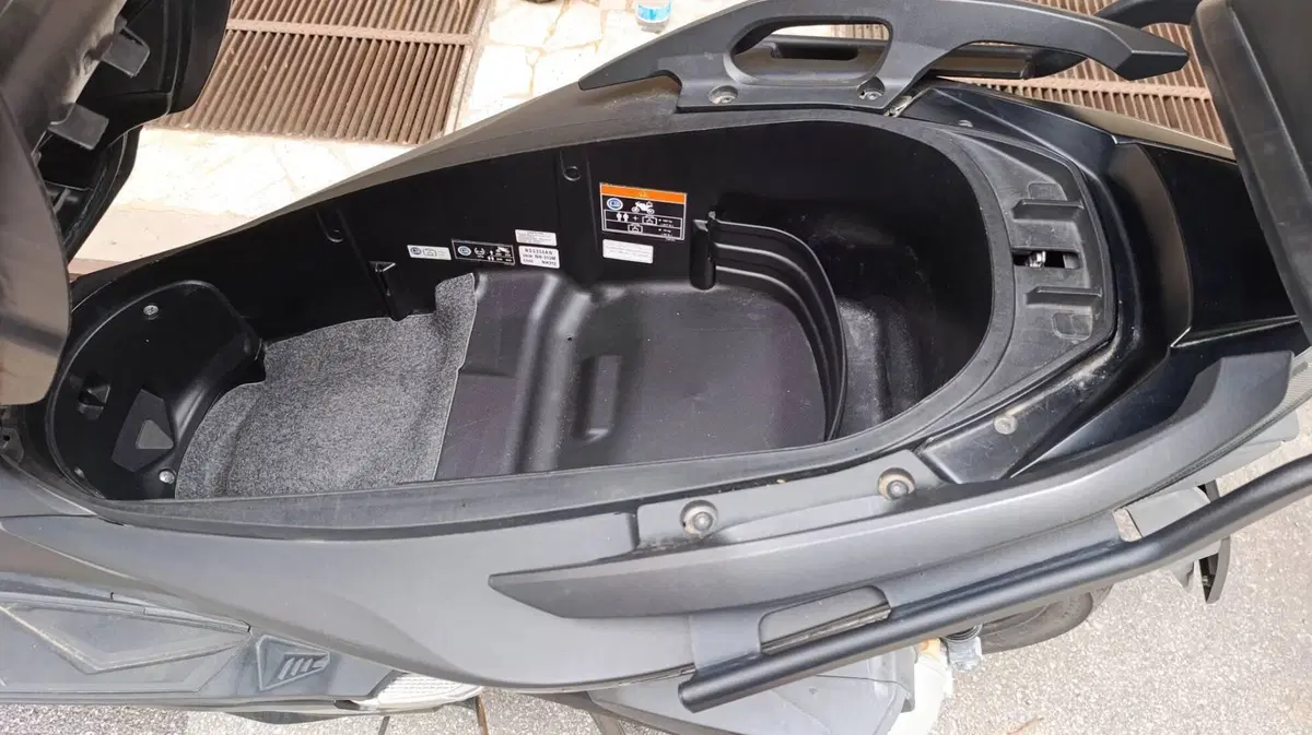 Honda Forza 350 (2022 - 24) (7)
