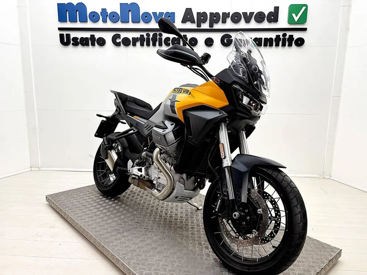 Moto Guzzi Stelvio (2024 - 26) (5)