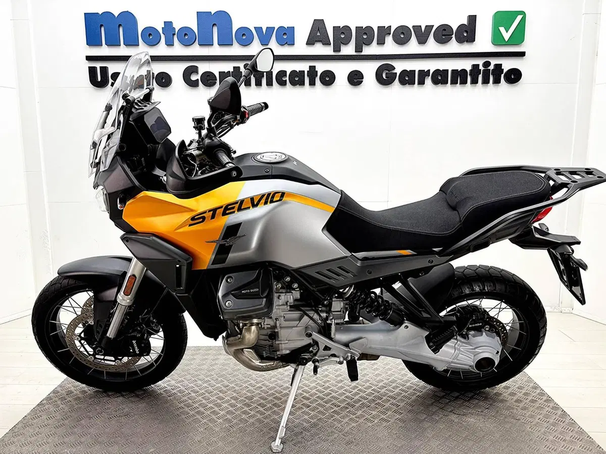 Moto Guzzi Stelvio (2024 - 26) (2)
