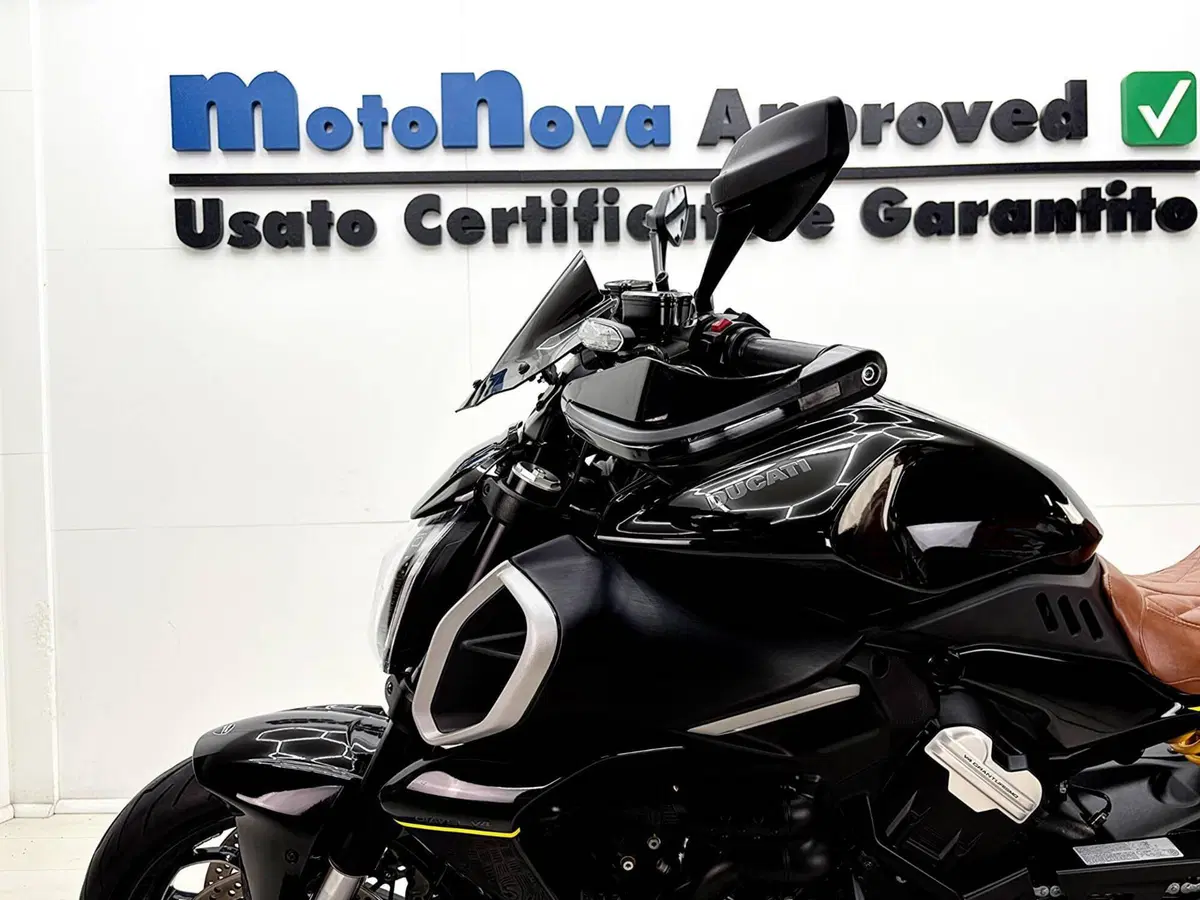 Ducati Diavel V4 (2023 - 26) (13)