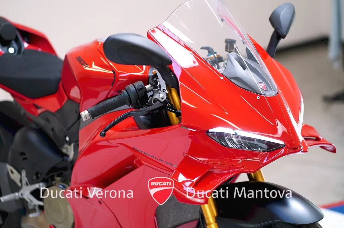 Ducati Panigale V4 S (2025 - 26) (9)