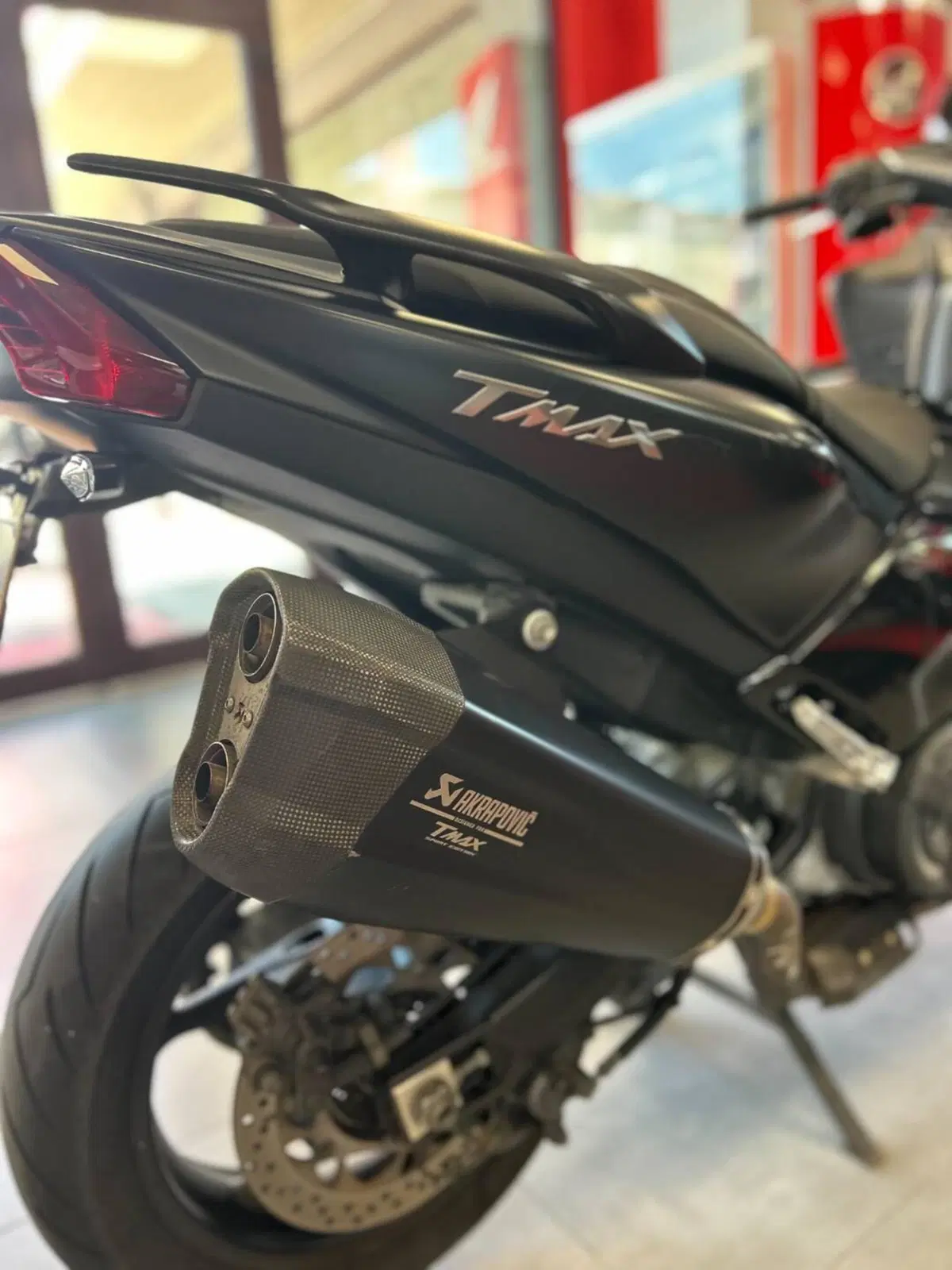 Yamaha T-Max 530 SX Sport Edition (2018 - 19) (3)