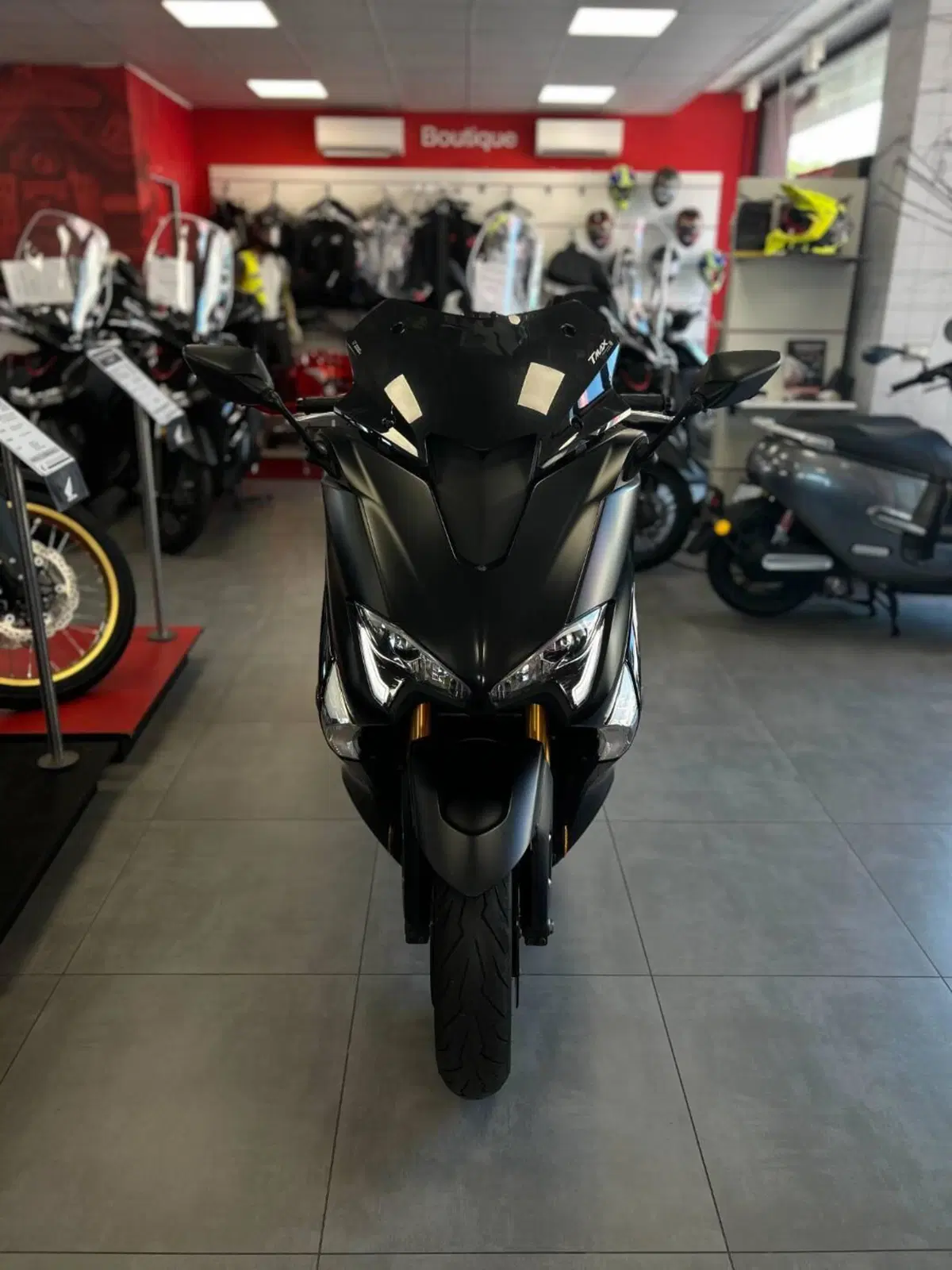 Yamaha T-Max 530 SX Sport Edition (2018 - 19) (4)