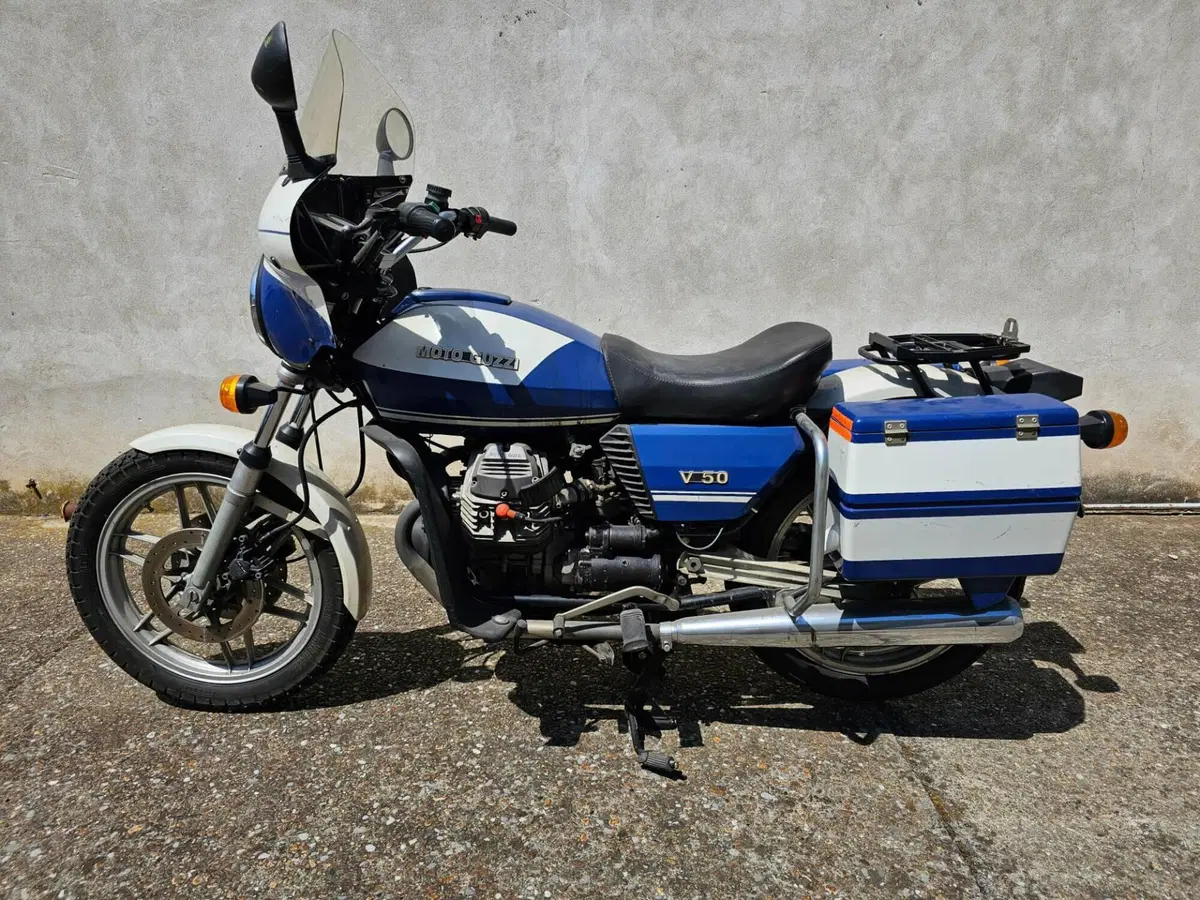 Moto Guzzi V 50 III