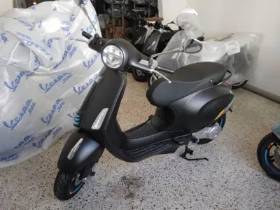 Vespa Primavera 125 S (2023 - 25) usata