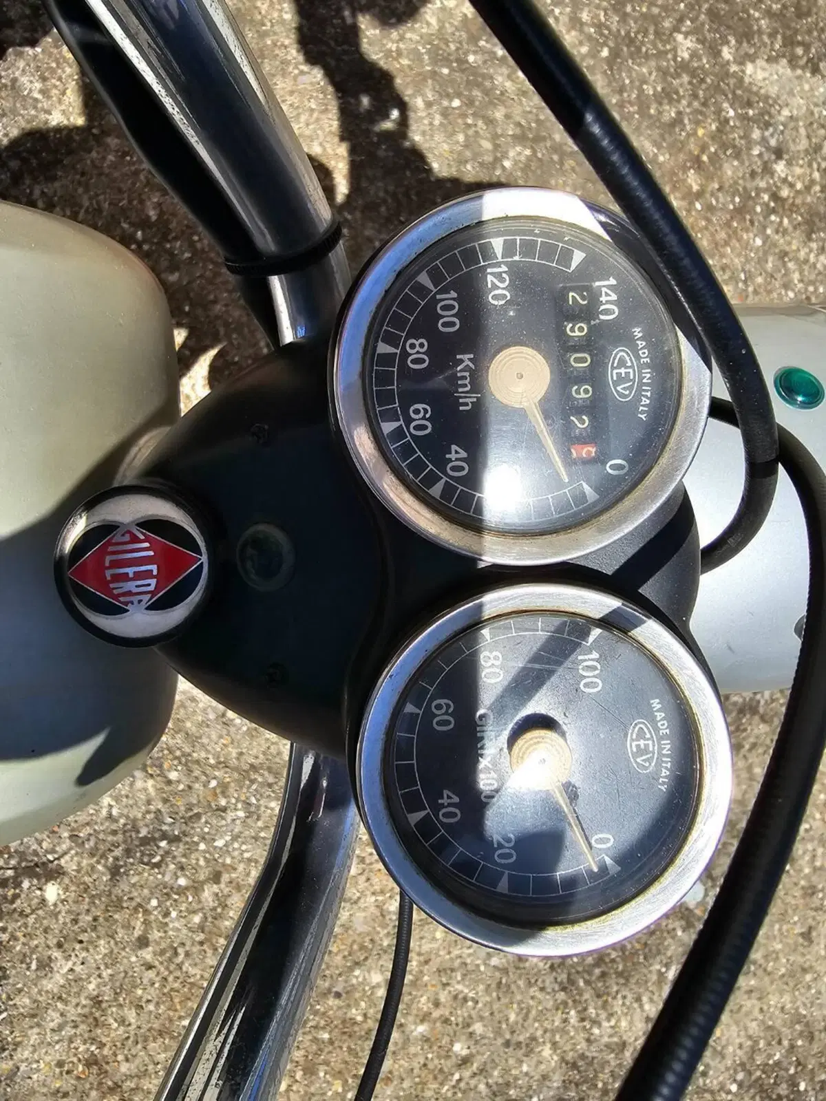 Gilera G 124 - 5 V (5)