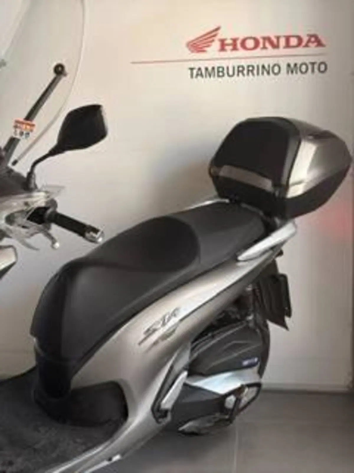 Honda SH 350 (2021 - 24) (7)