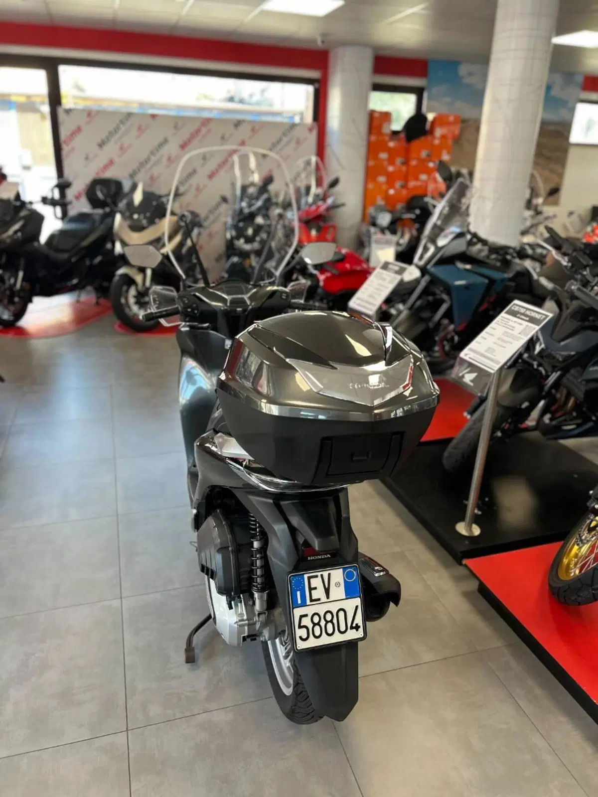 Honda SH 150i (2020 - 23) (3)