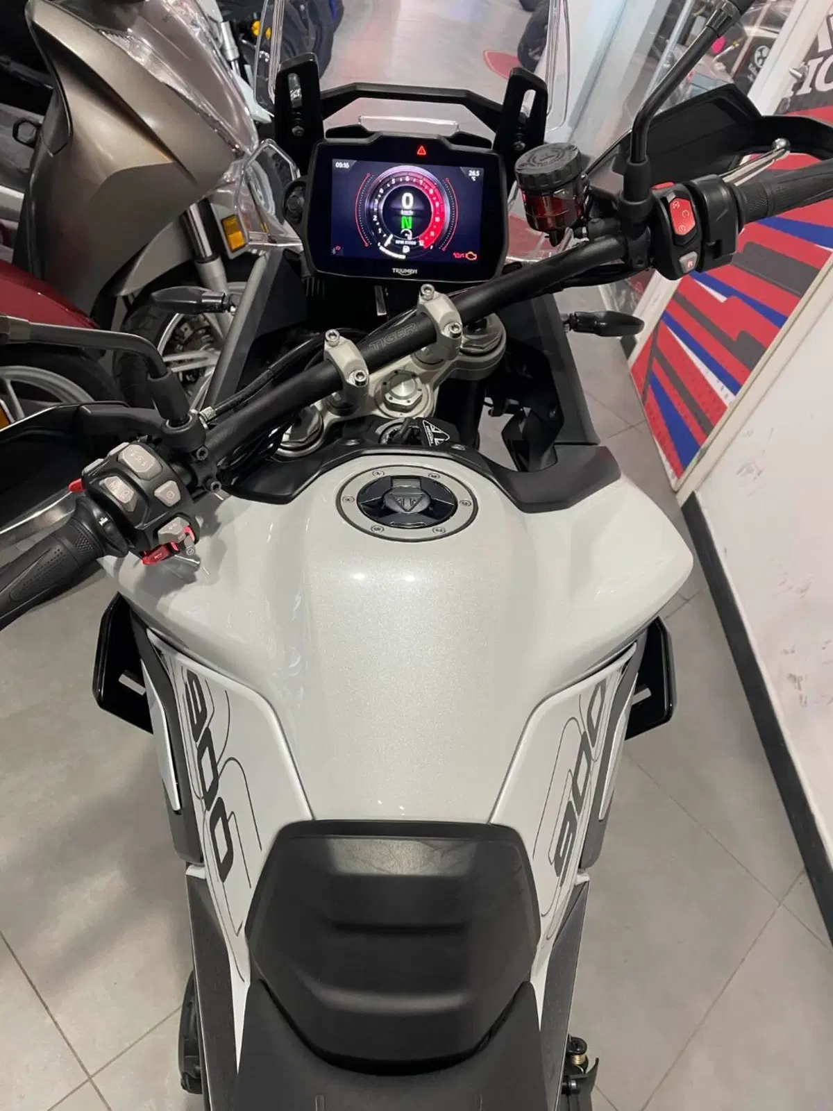 Triumph Tiger 900 GT Pro (2024 - 26) (12)