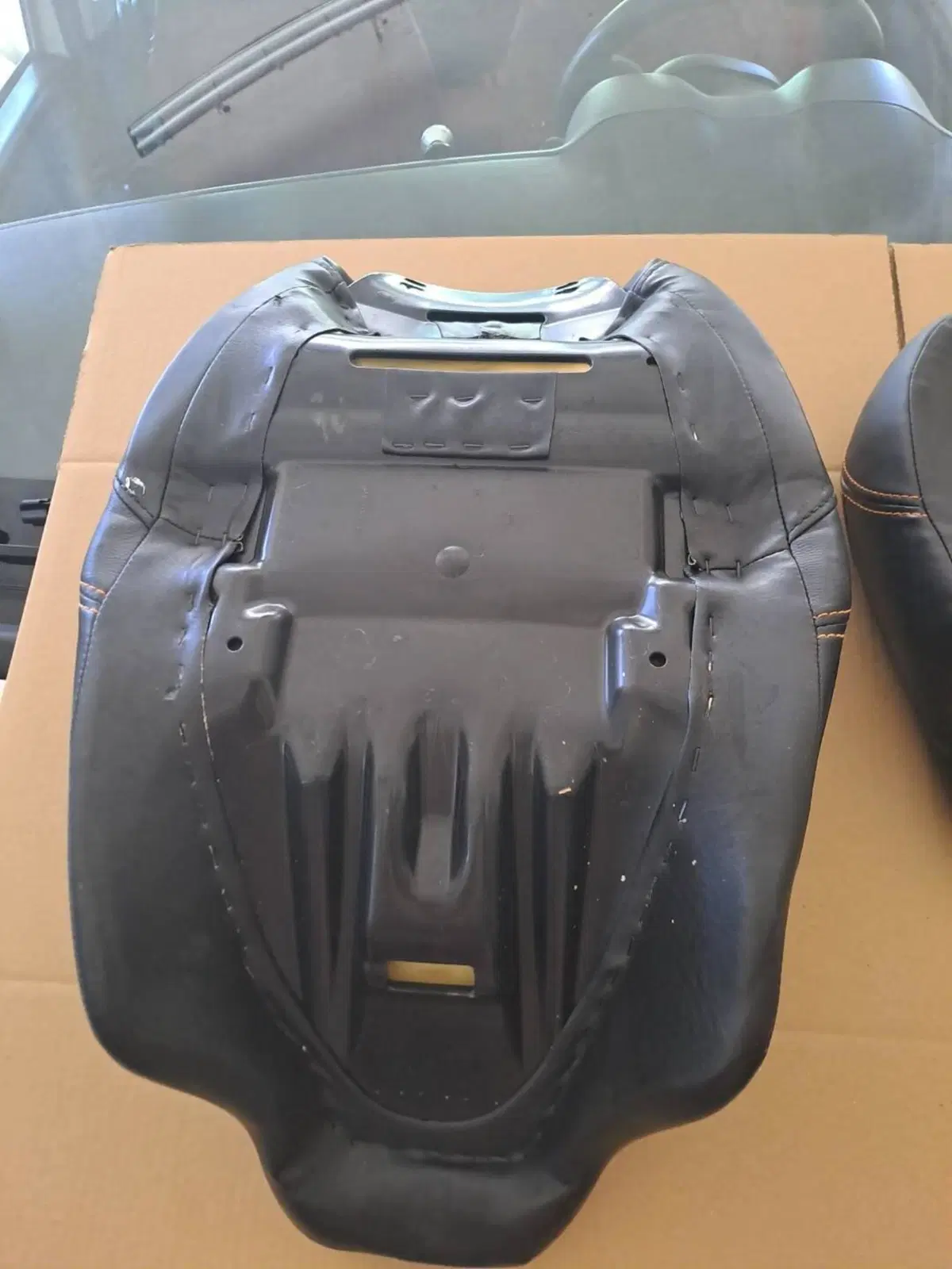 Vendo sella Harley-Davidson (2)