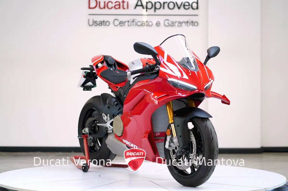 Ducati Panigale V4 R (2026) (2)
