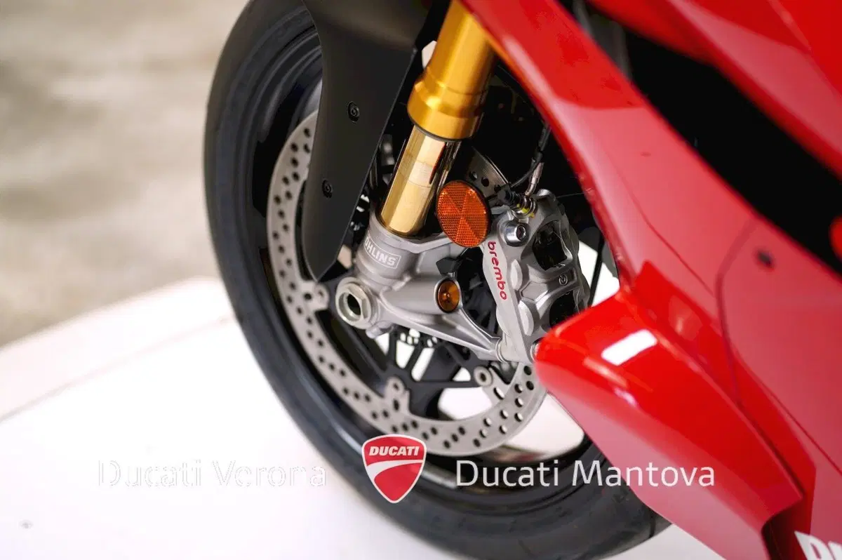 Ducati Panigale V4 R (2026) (16)