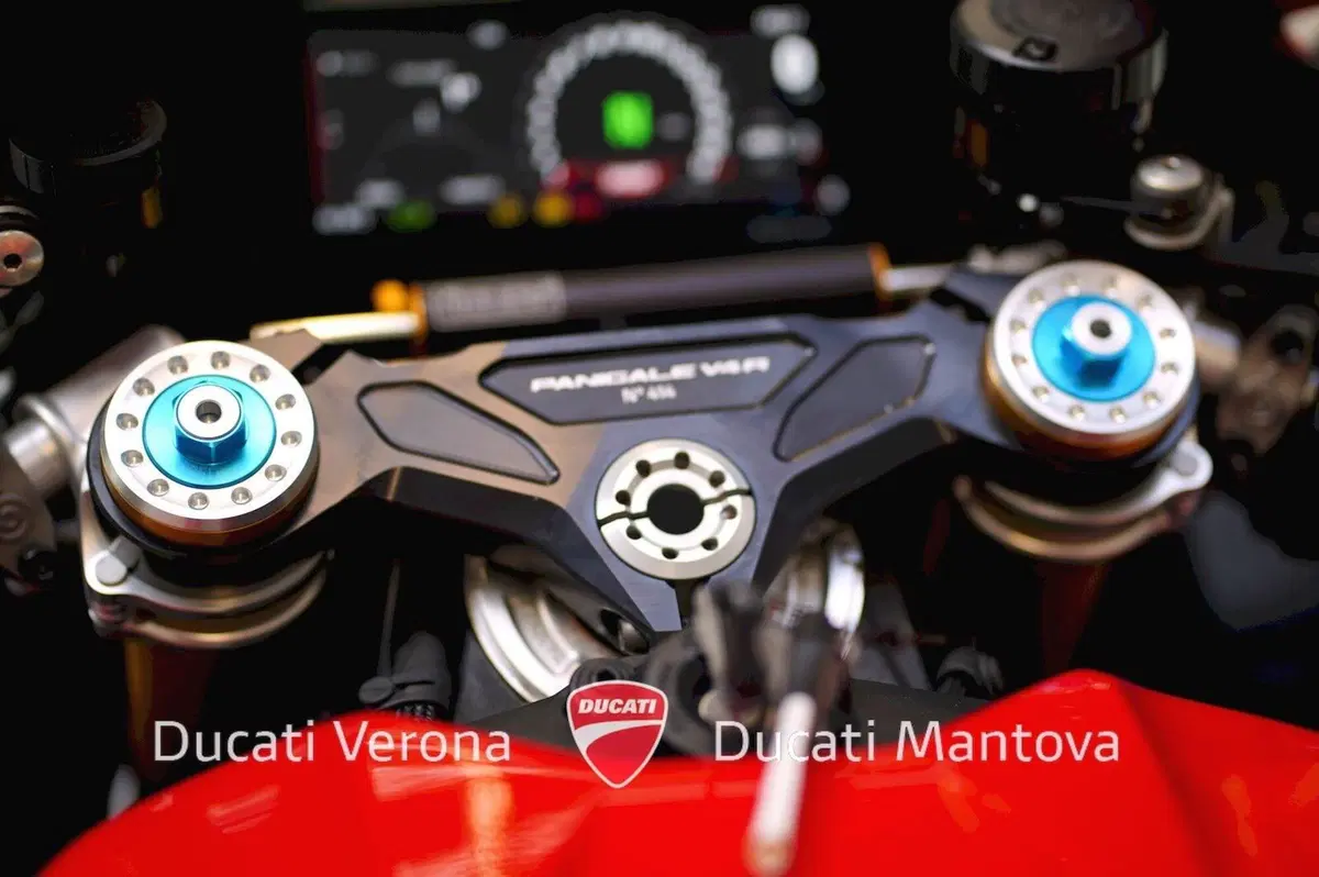 Ducati Panigale V4 R (2026) (19)
