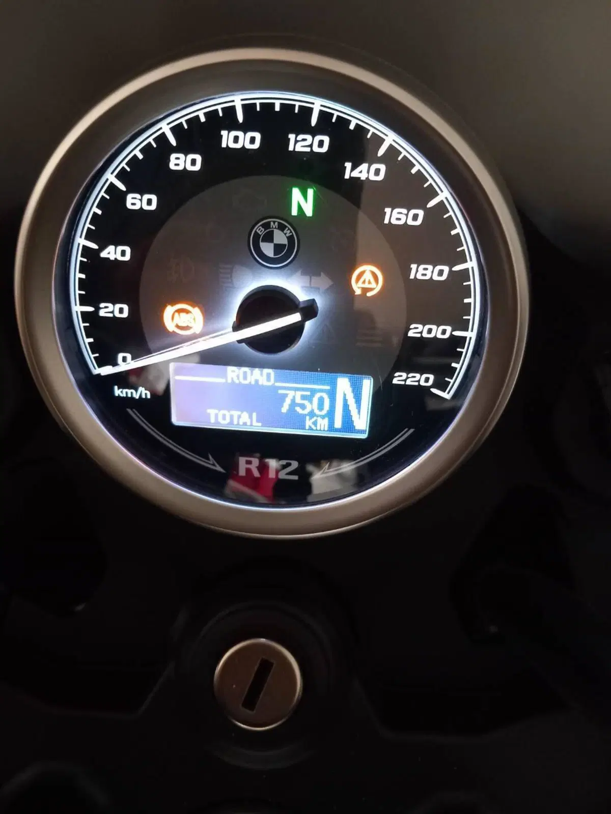 Bmw R 12 (2024 - 26) (5)