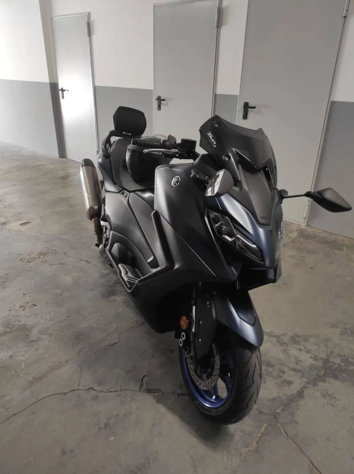 Yamaha T-Max 560 Tech Max (2022 - 24) (3)