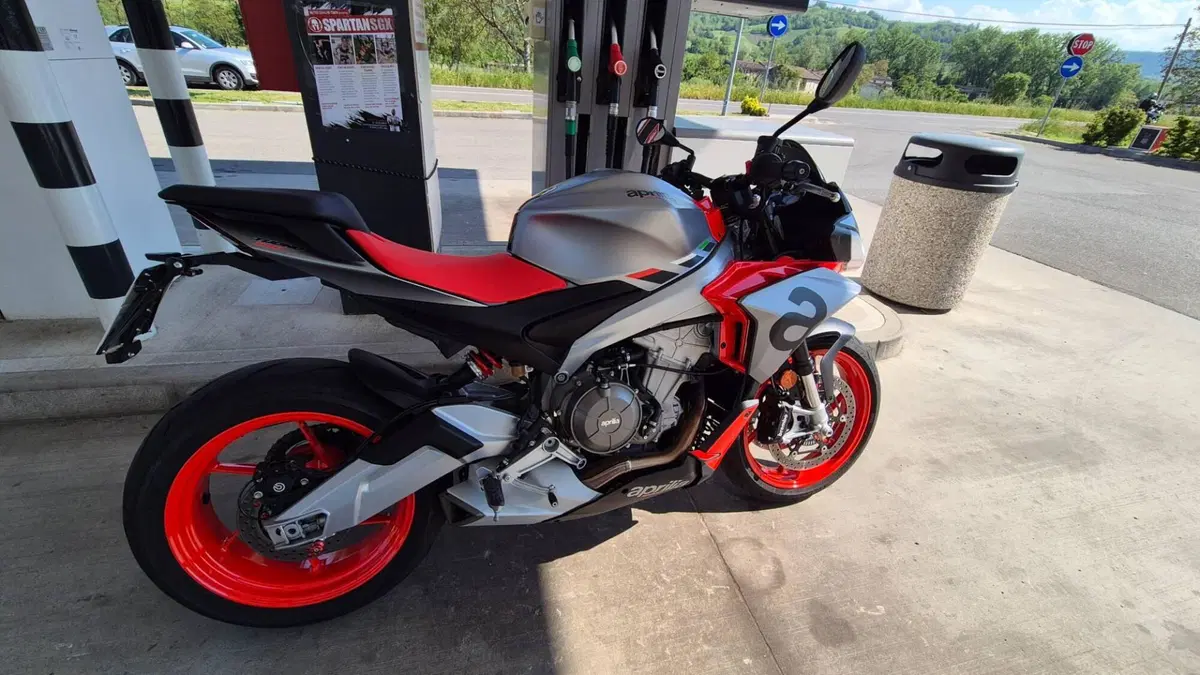 Aprilia Tuono 660 (2021 - 25) (4)