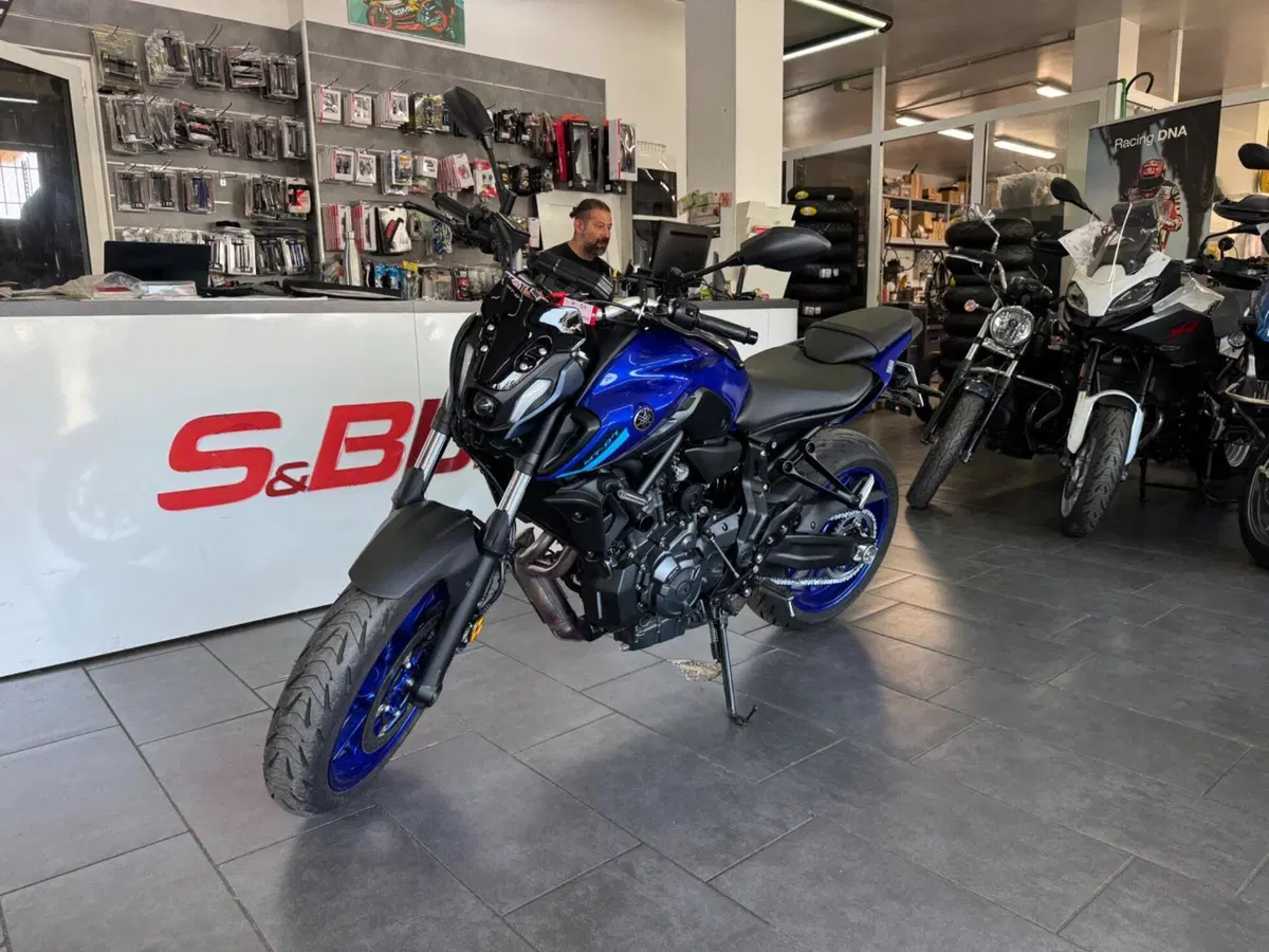 Yamaha MT-07 (2021 - 24) (2)