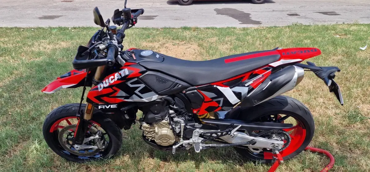 Ducati Hypermotard 698 Mono RVE (2024 - 26) (4)