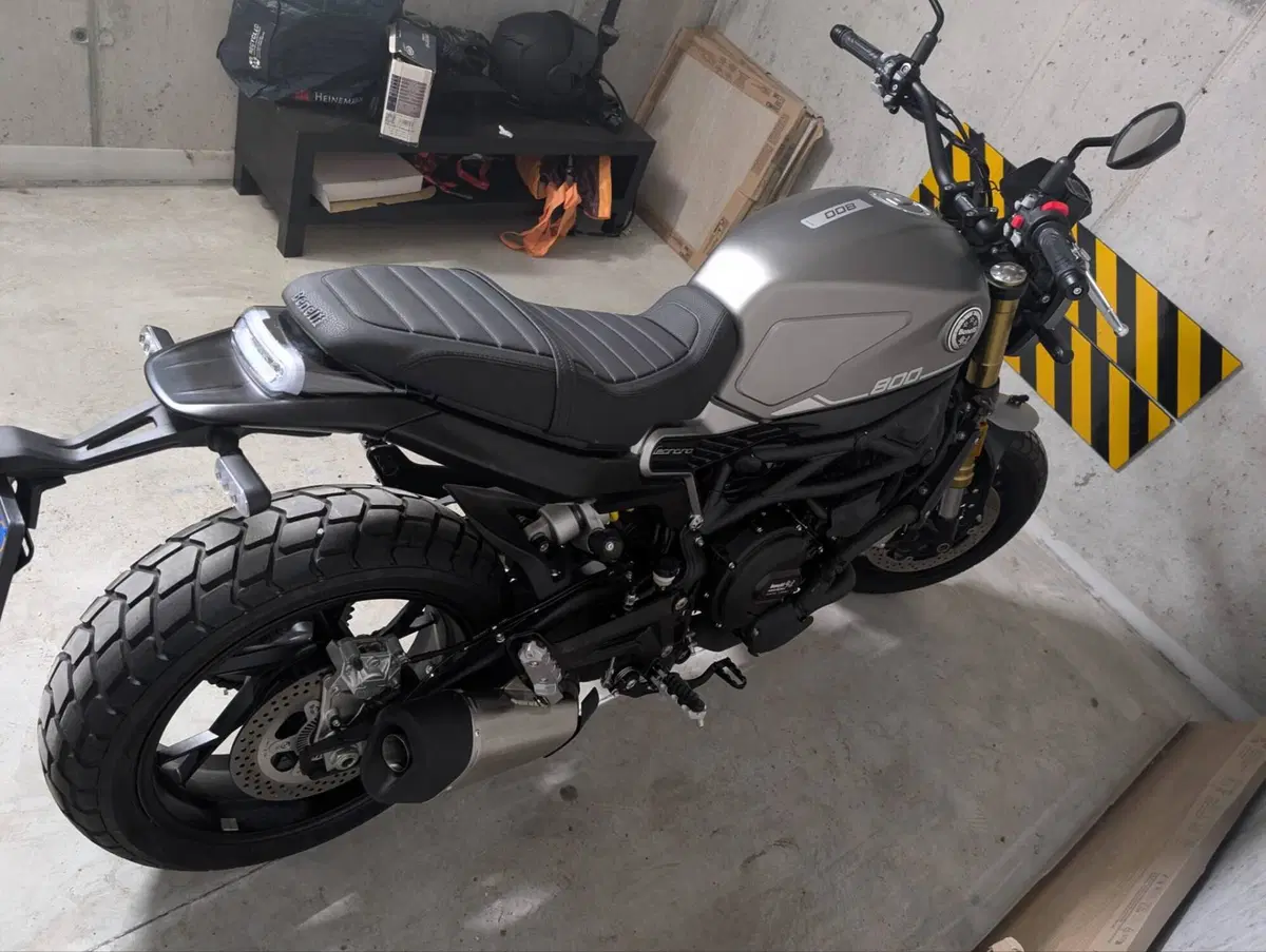 Benelli Leoncino 800 (2022 - 26) (5)