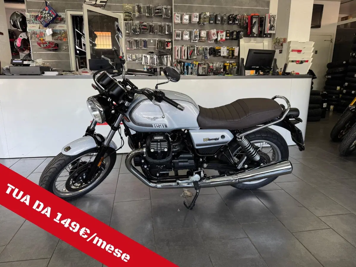 Moto Guzzi V7 Special (2021 - 24)