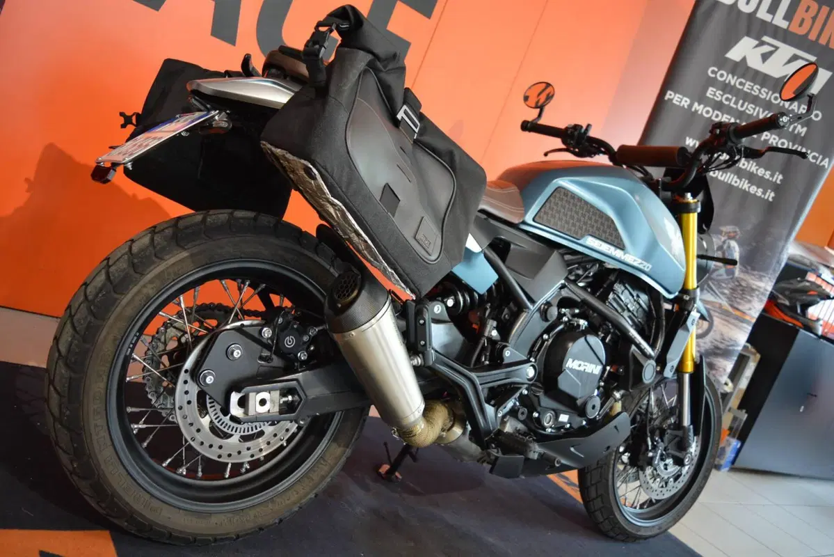 Moto Morini SEIEMMEZZO SCR (2022 - 26) (4)