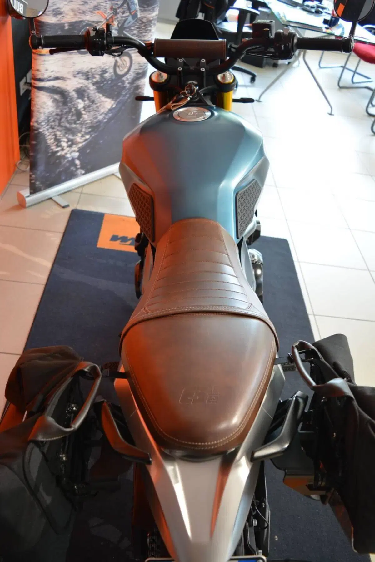 Moto Morini SEIEMMEZZO SCR (2022 - 26) (8)