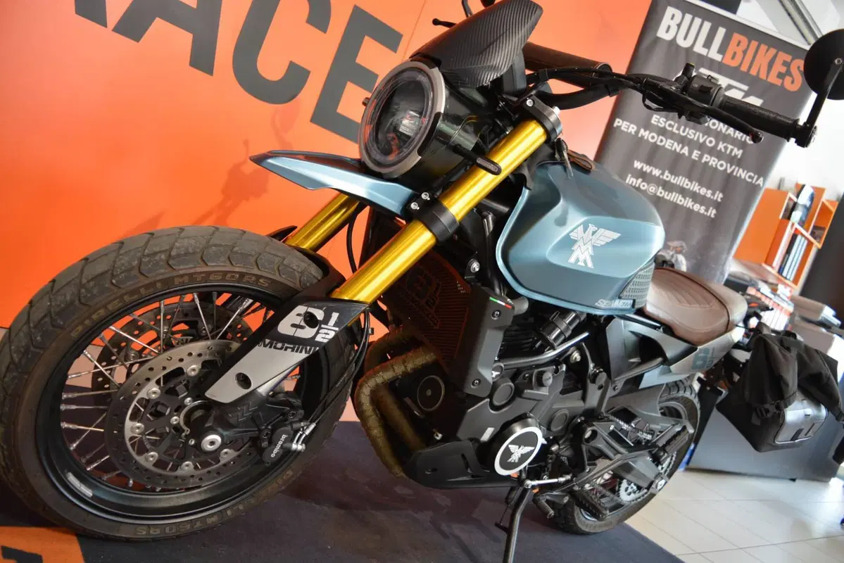 Moto Morini SEIEMMEZZO SCR (2022 - 26) (5)