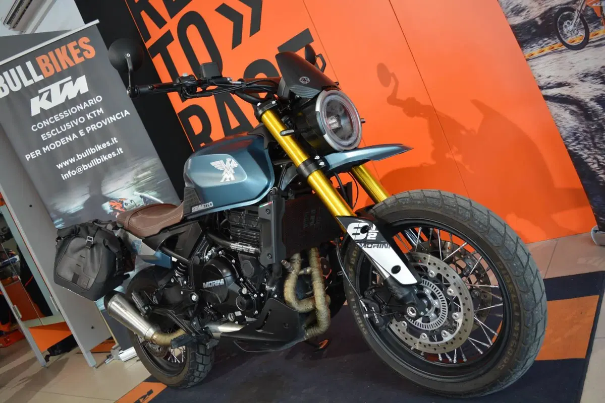 Moto Morini SEIEMMEZZO SCR (2022 - 26) (3)