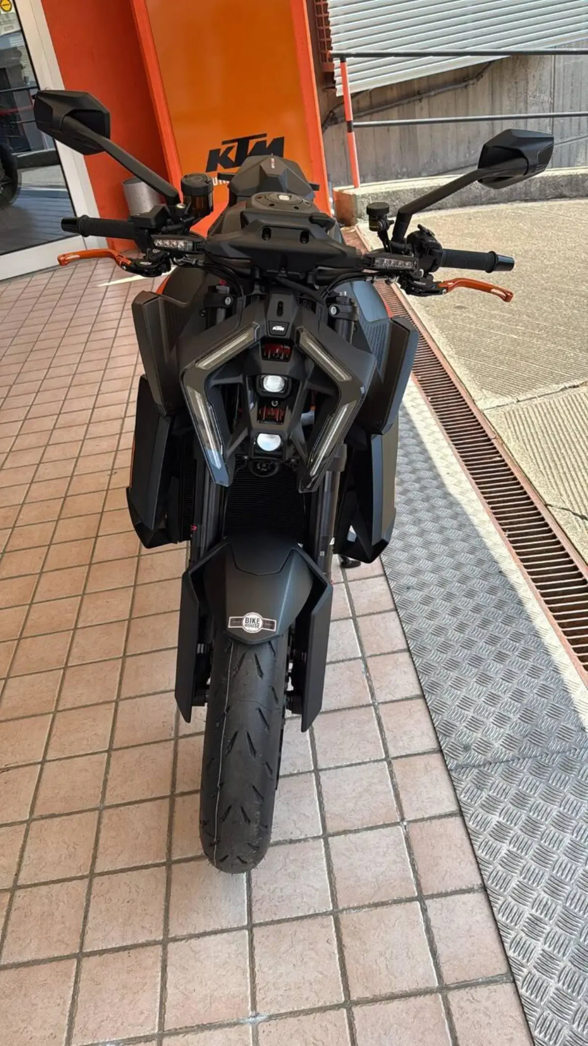 KTM 1390 Super Duke R (2024 - 26) (8)