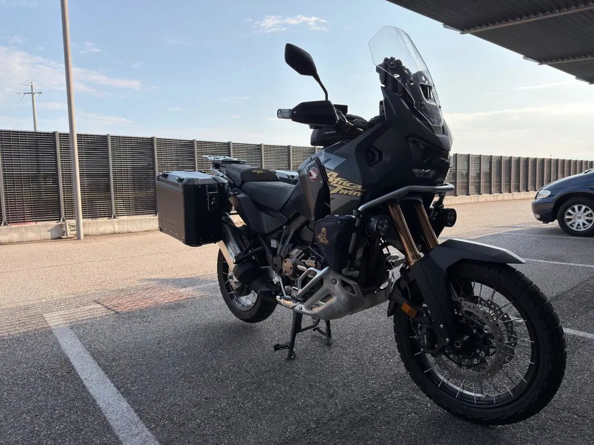 Honda Africa Twin CRF 1100L Adventure Sports (2024 - 26) (2)