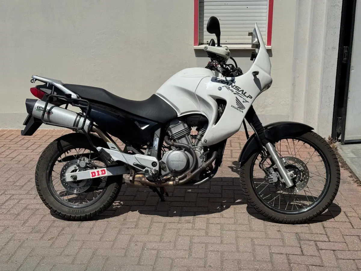 Honda Transalp XL 650V (2000 - 04) (2)