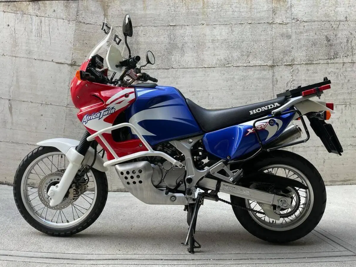 Honda XRV 750