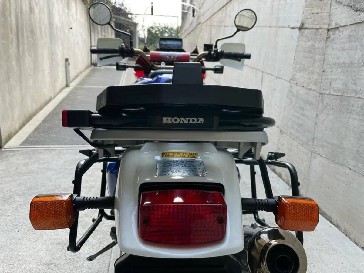 Honda XRV 750 (5)