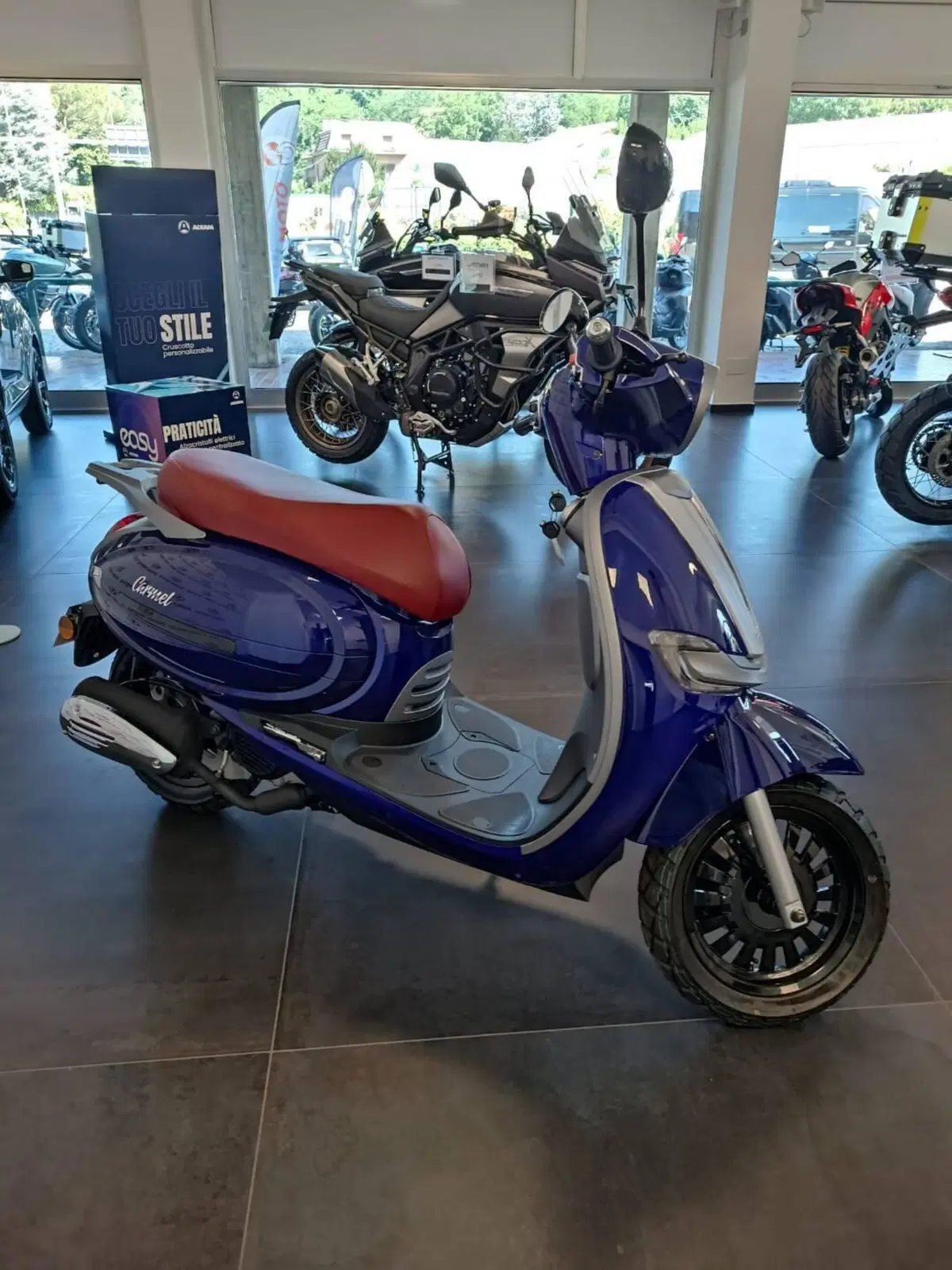 Um Italia Carmel 125 (2025 - 26) (4)