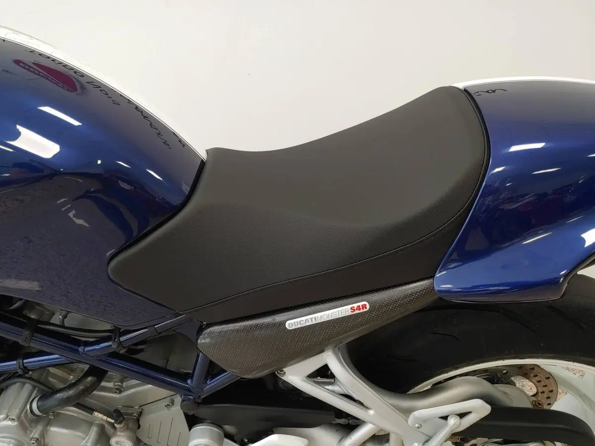 Ducati Monster S4R (2003 - 05) (7)