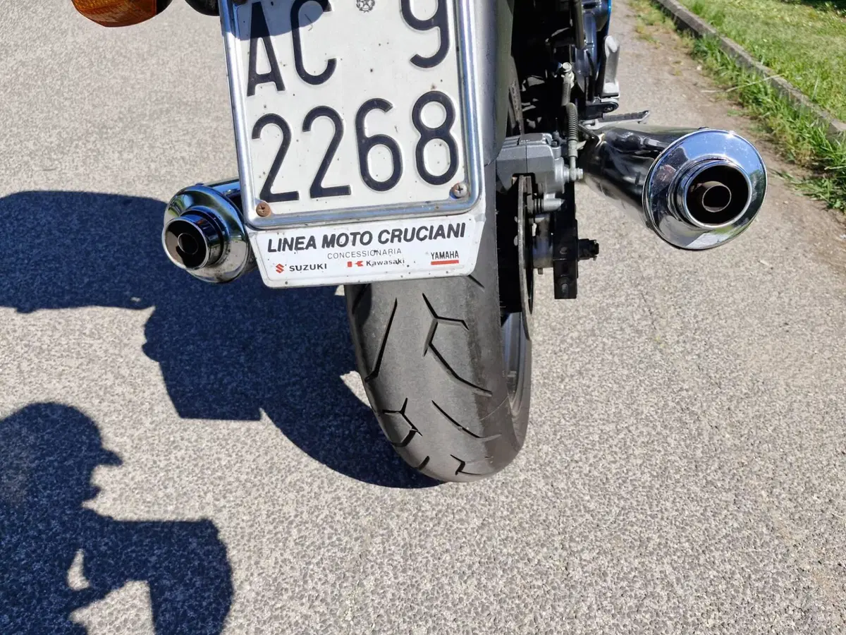 Kawasaki GPZ 1100 (5)