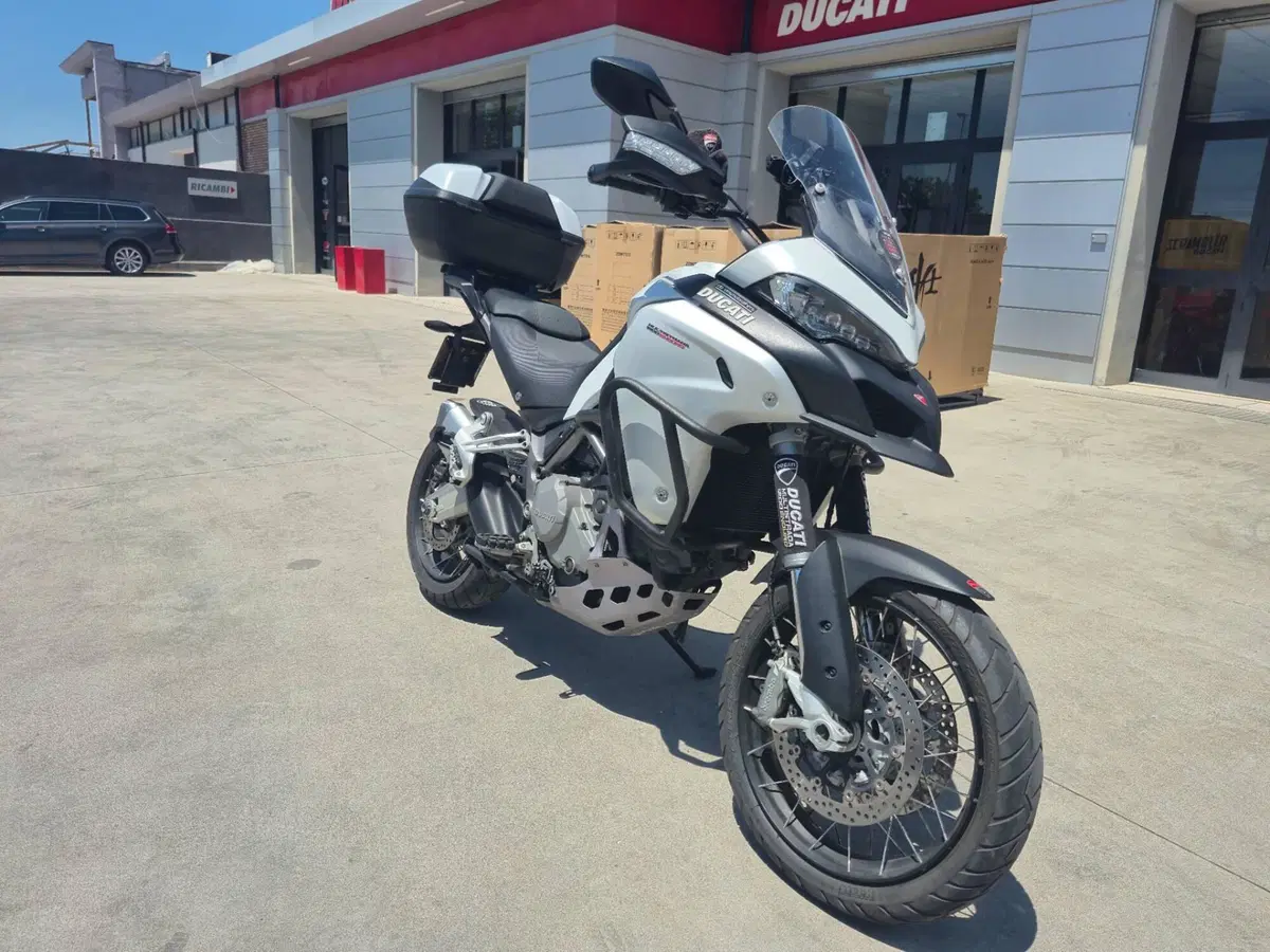 Ducati Multistrada 1200 Enduro (2016 - 18) (2)