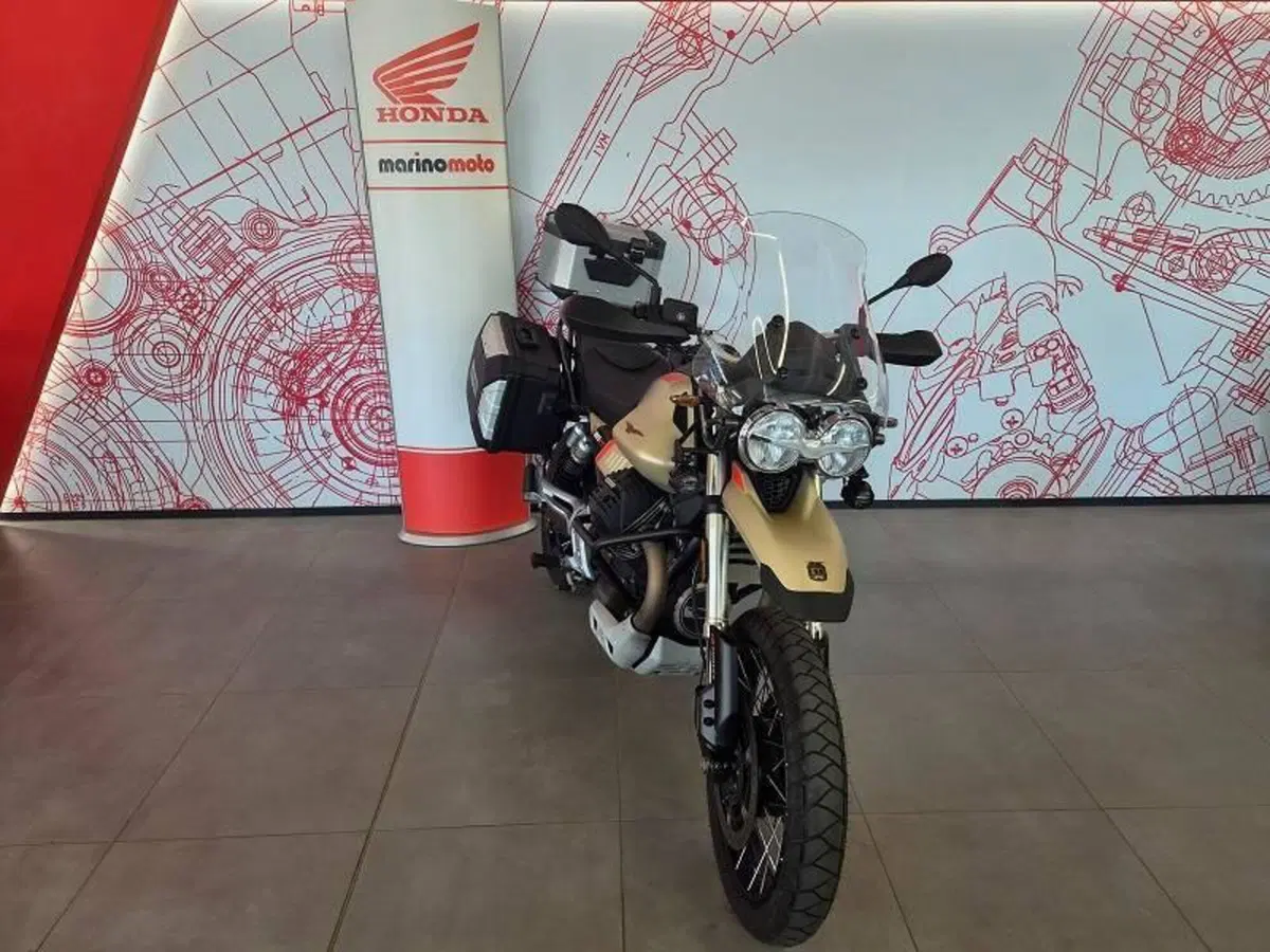 Moto Guzzi V85 TT Travel (2021 - 23) (2)