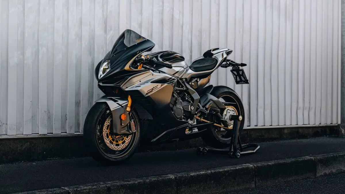 MV Agusta F3 800 Competizione (2025 - 26) (3)